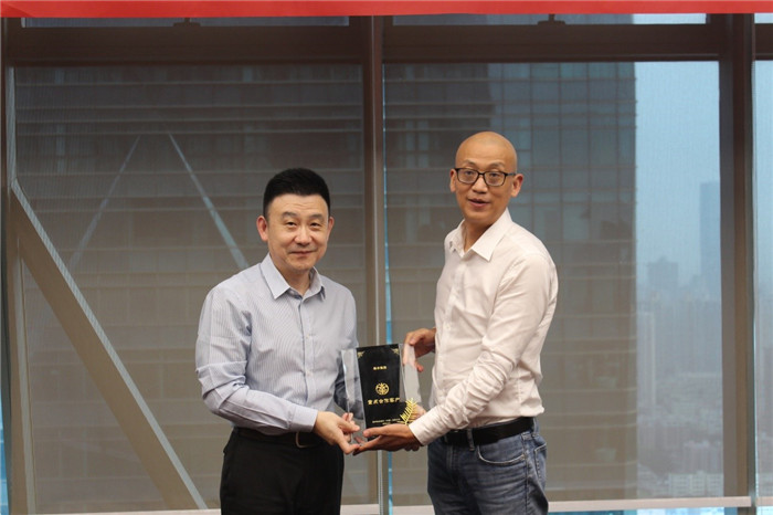 南洋商業(yè)銀行總行與泰豐地產舉行戰(zhàn)略合作授牌儀式4.jpg 南洋商業(yè)銀行總行與泰豐地產舉行戰(zhàn)略合作授牌儀式4.jpg